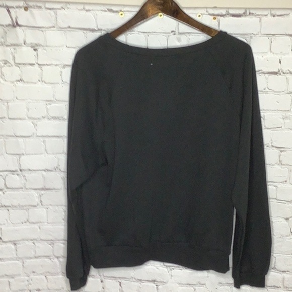 REBELLIOUS ONE world tour graphic sweatshirt - Picture 8 of 10